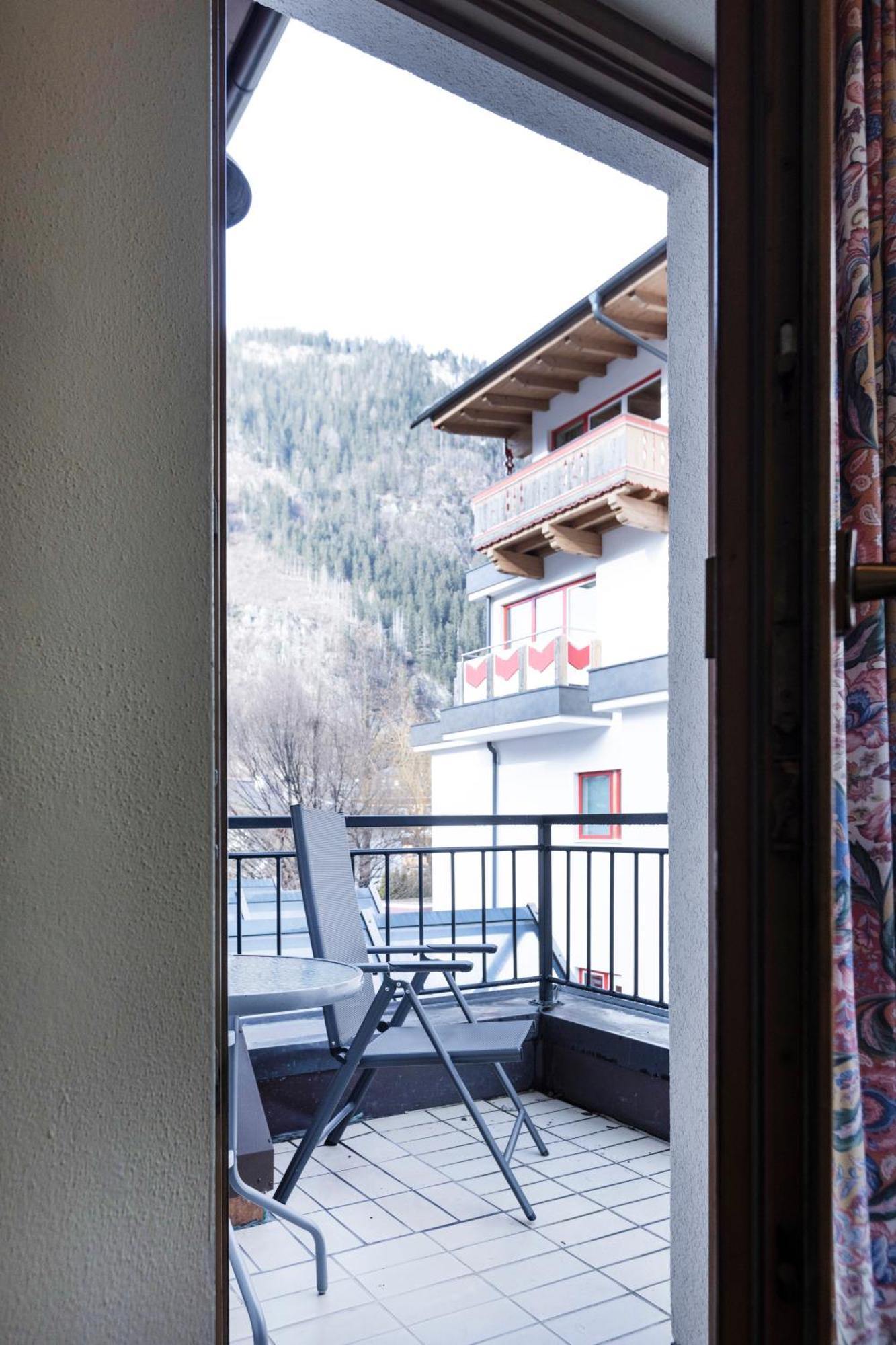 Heart Hotel Nordstern ไมย์อาโฮเฟิน ภายนอก รูปภาพ