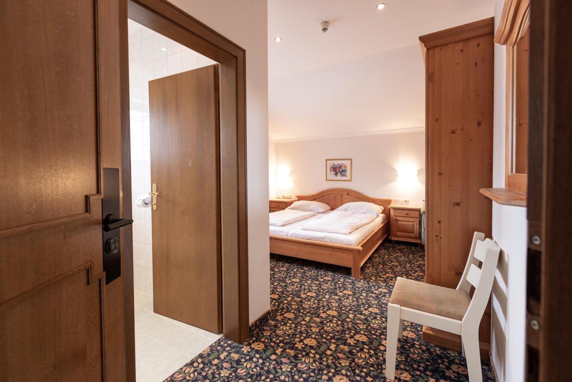 Heart Hotel Nordstern ไมย์อาโฮเฟิน ภายนอก รูปภาพ