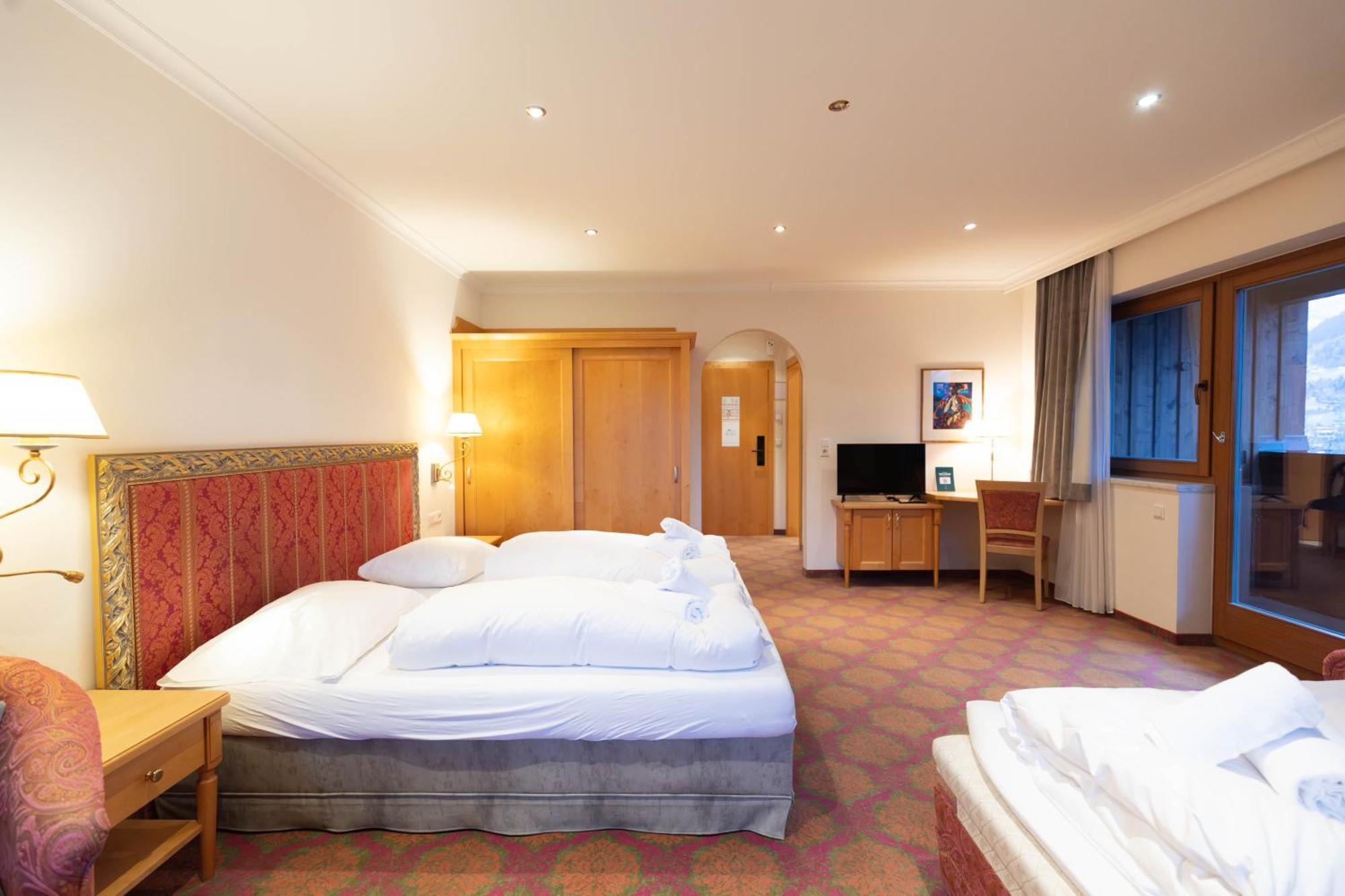 Heart Hotel Nordstern ไมย์อาโฮเฟิน ภายนอก รูปภาพ