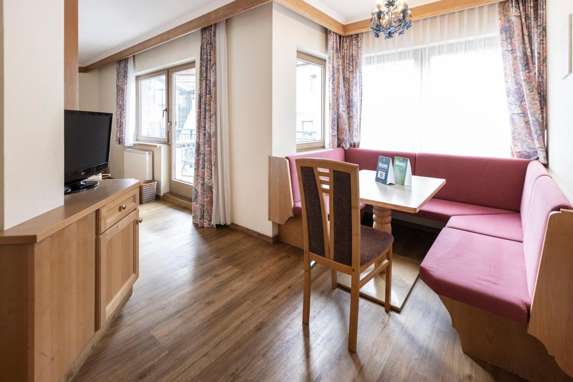 Heart Hotel Nordstern ไมย์อาโฮเฟิน ภายนอก รูปภาพ