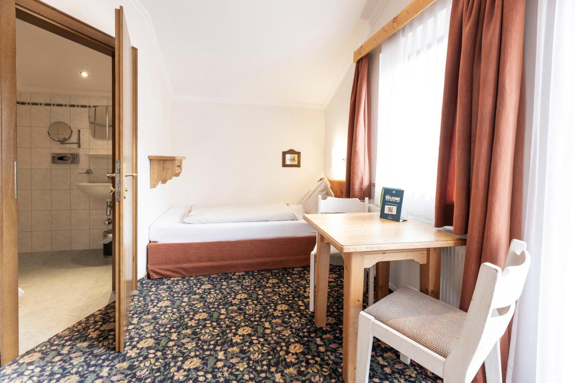 Heart Hotel Nordstern ไมย์อาโฮเฟิน ภายนอก รูปภาพ